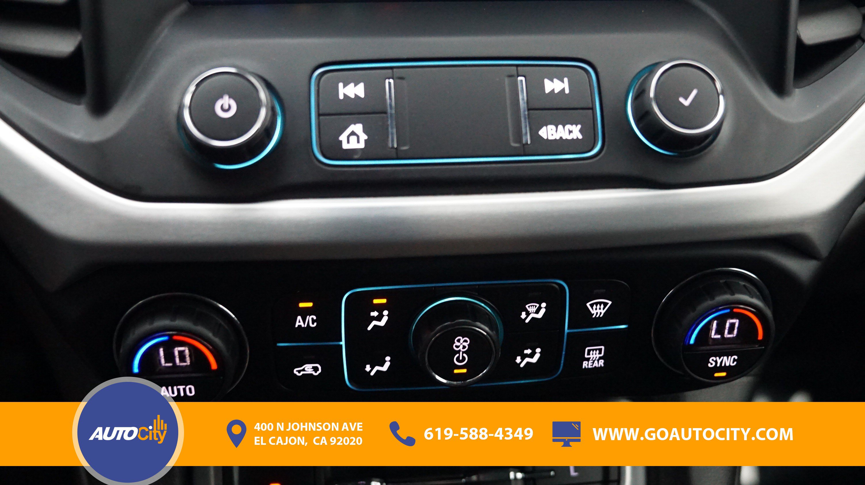 Used 2020 GMC Acadia SLE FWD image 23