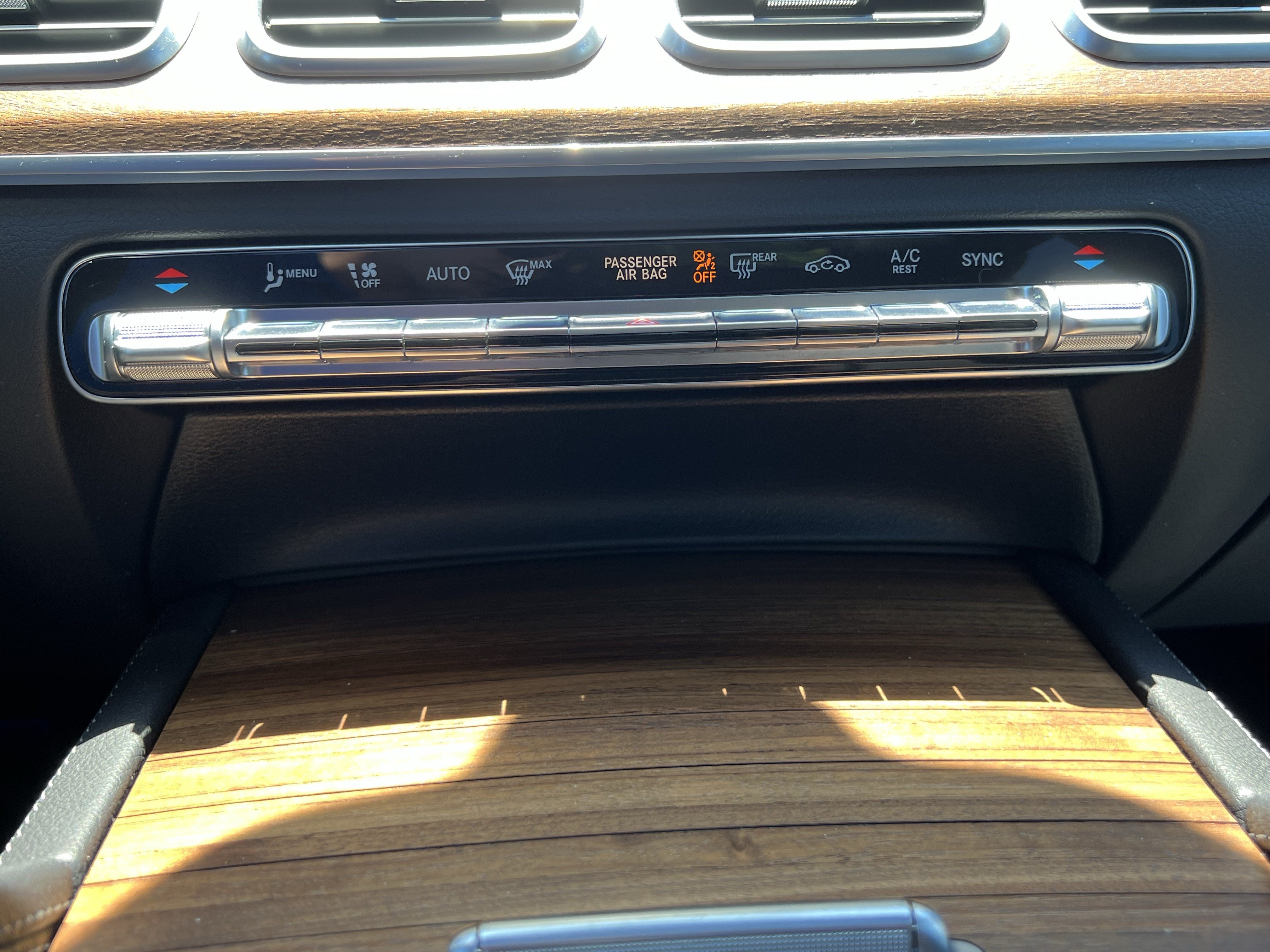 Certified 2025 Mercedes-Benz GLE 350 4MATIC image 29