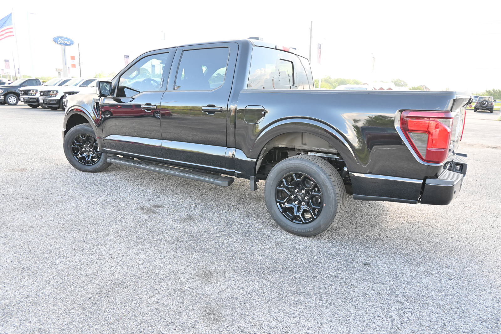 New 2026 Ford F150 XLT w/ Equipment Group 302A MID image 8