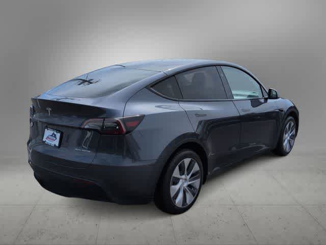Used 2023 Tesla Model Y Long Range AWD/4WD image 8