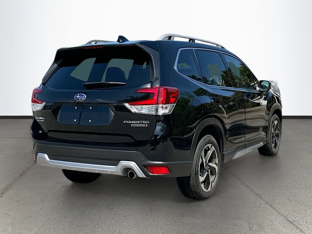 Used 2022 Subaru Forester Touring AWD/4WD image 7