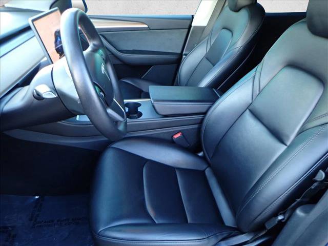 Used 2023 Tesla Model Y Performance image 12