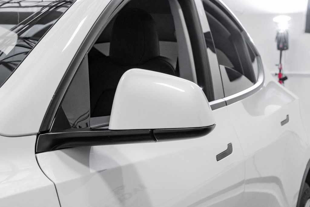 Used 2023 Tesla Model Y Long Range image 40