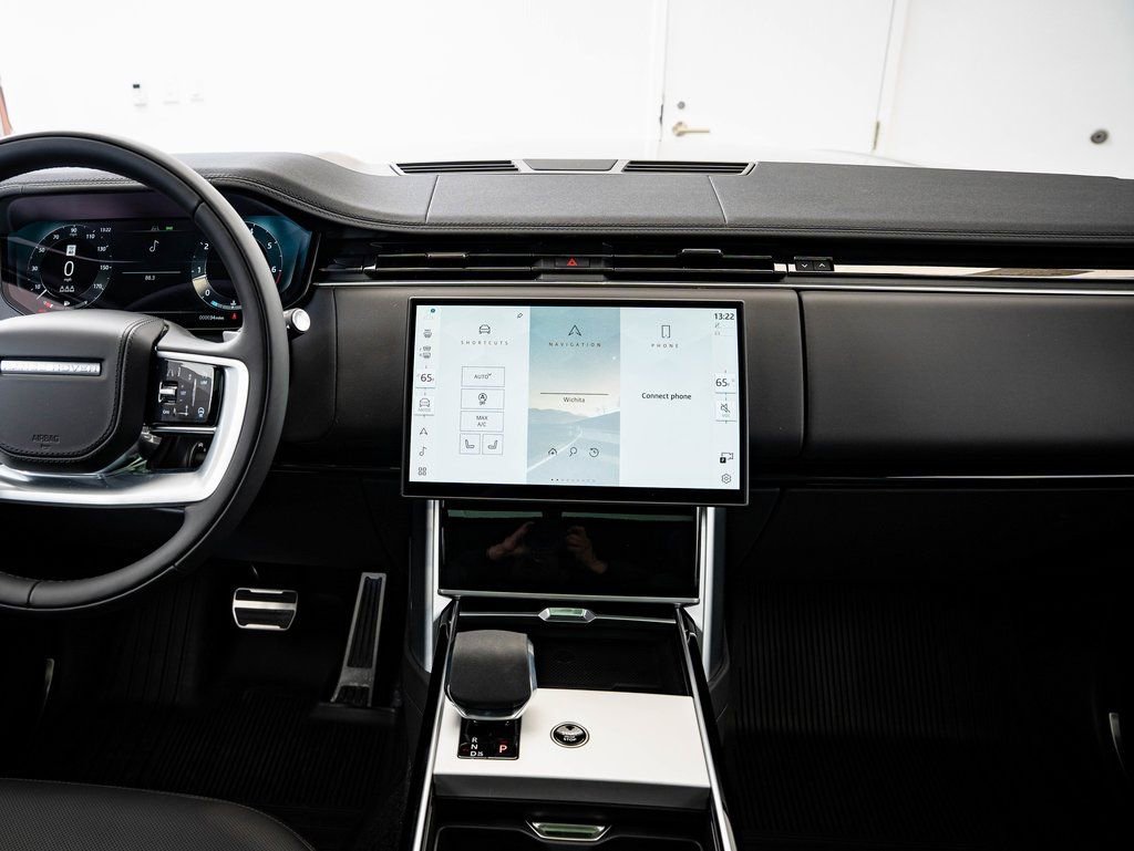 New 2026 Land Rover Range Rover SE AWD/4WD image 30
