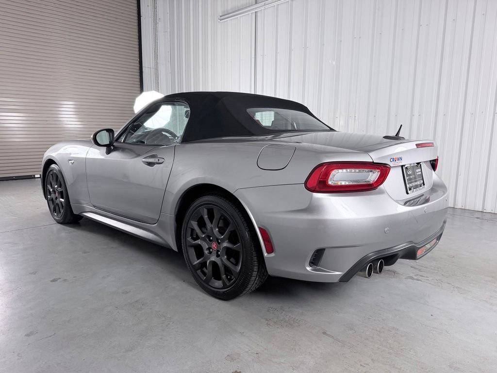 Used 2017 FIAT 124 Spider Abarth RWD image 7