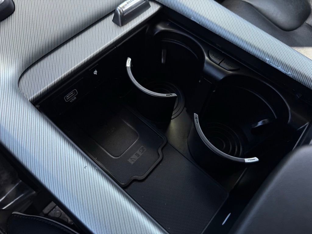 Used 2023 Hyundai Palisade SEL w/ Premium Package image 27