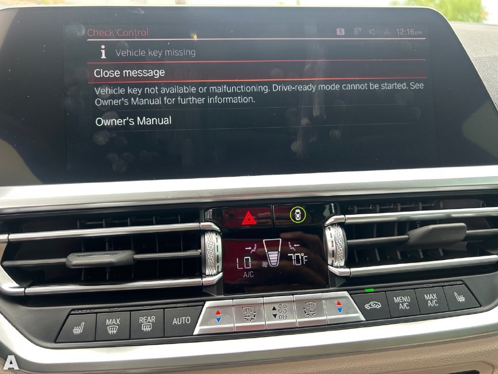 Used 2022 BMW 330i Sedan w/ Driving Assistance Package RWD image 24