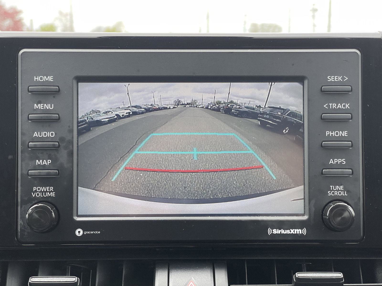 Used 2021 Toyota RAV4 XLE AWD/4WD image 10