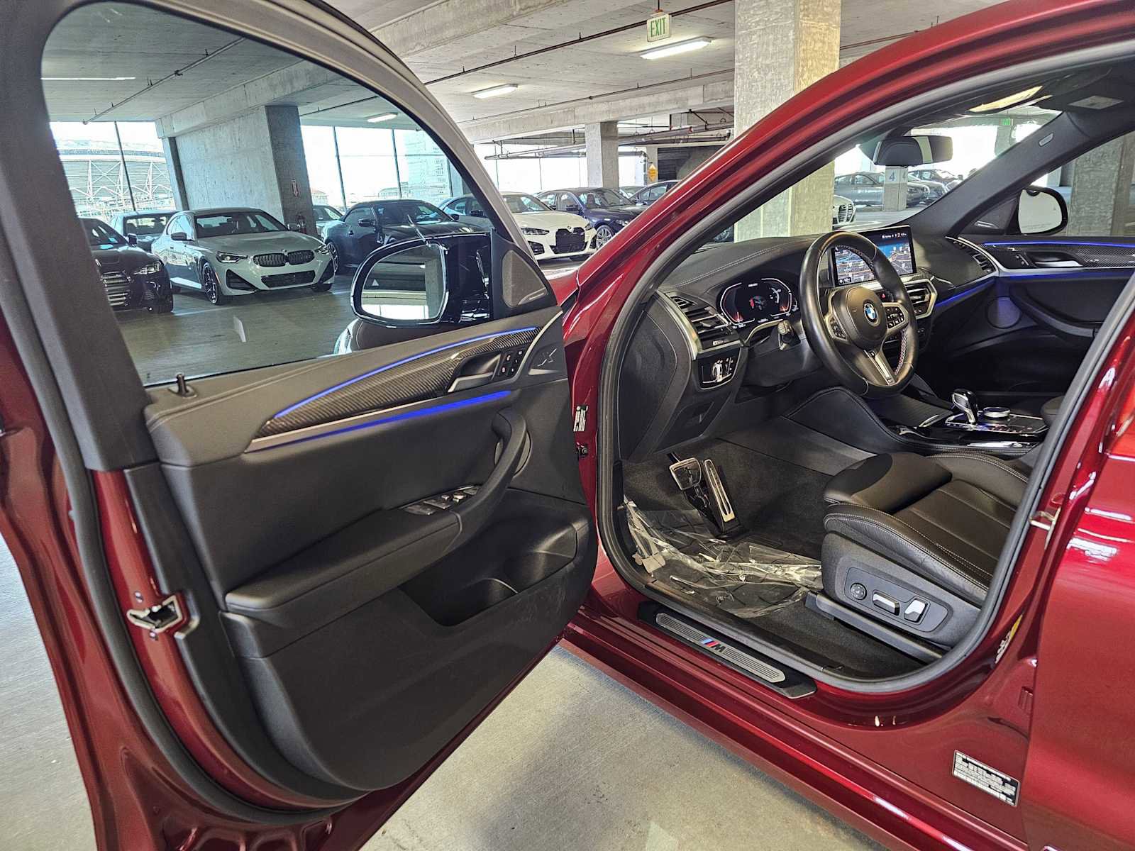 Used 2023 BMW X4 M40i w/ Premium Package image 29