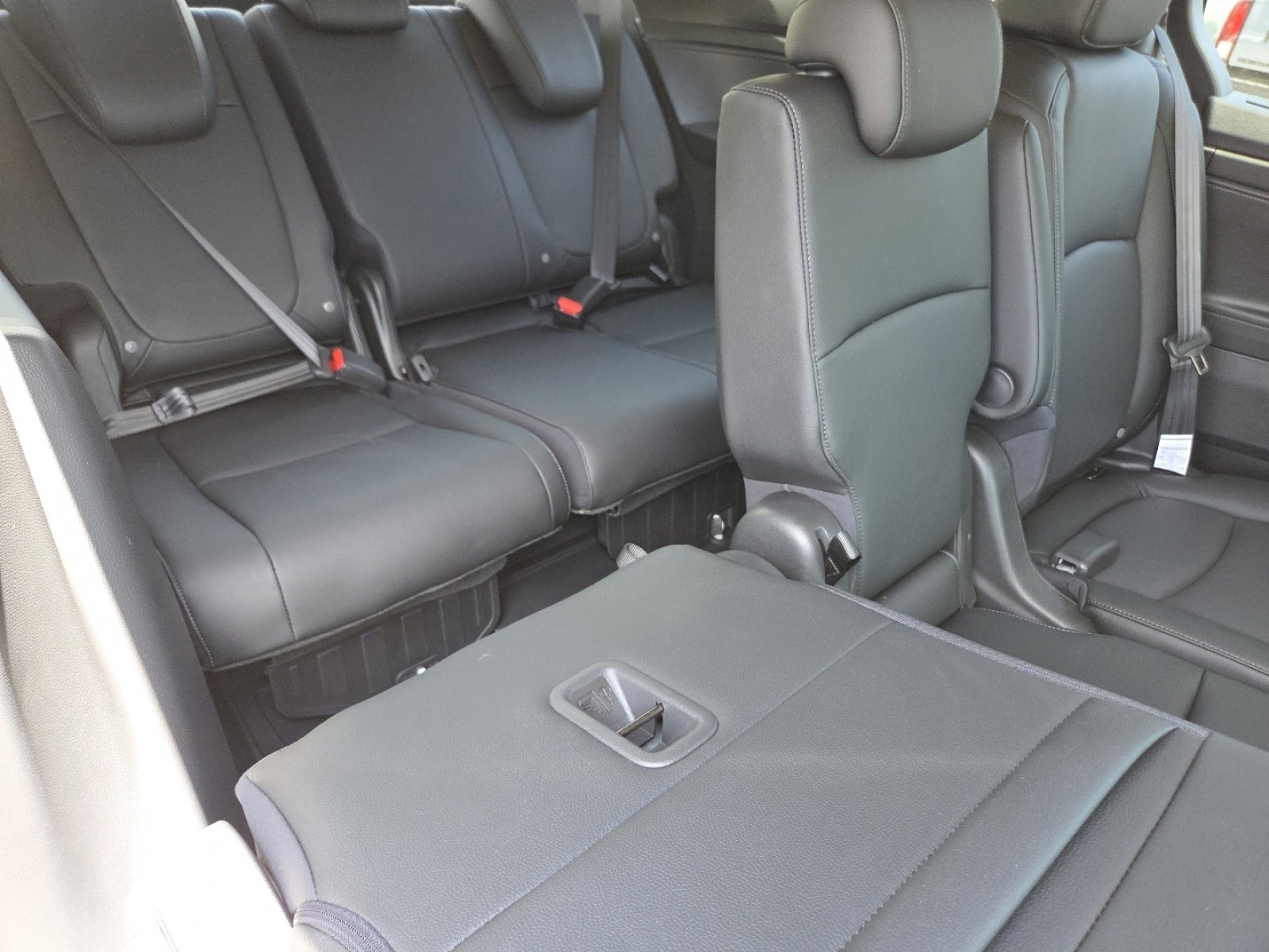 New 2026 Honda Odyssey EX-L image 24