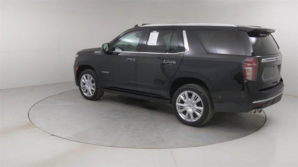 Used 2021 Chevrolet Tahoe High Country w/ Premium Package image 18