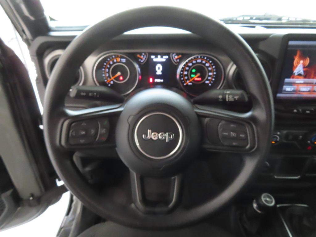 Used 2021 Jeep Wrangler Unlimited Sport AWD/4WD image 14