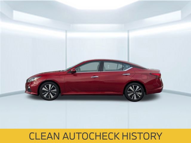 Used 2022 Nissan Altima 2.5 SV image 2