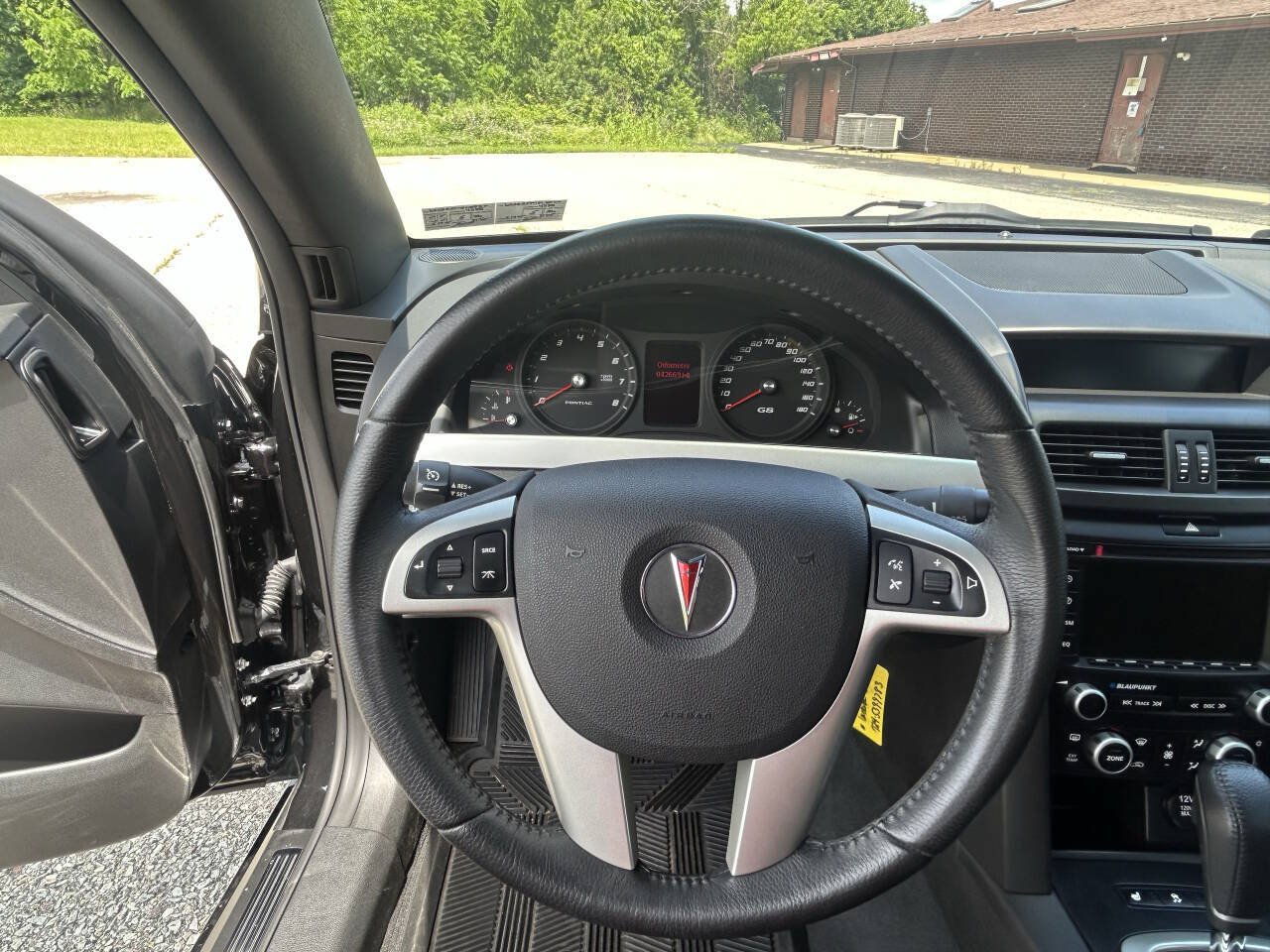 Used 2008 Pontiac G8 w/ Premium Package RWD image 20