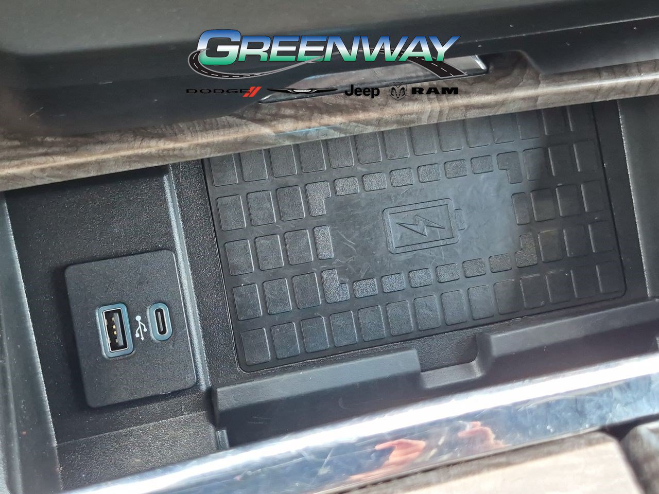 Used 2021 Ford Expedition Max Limited RWD image 22