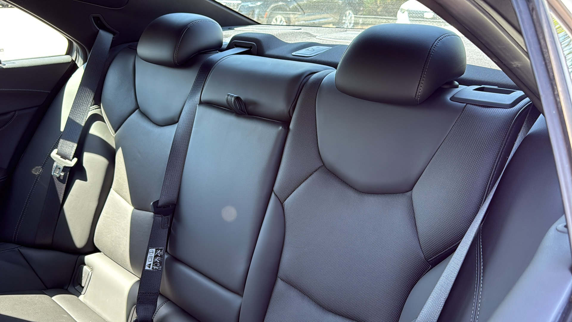 Certified 2022 Cadillac CT4 Premium Luxury AWD/4WD image 29