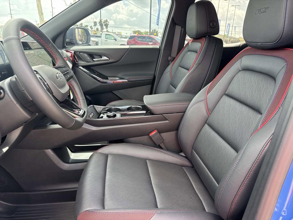 New 2026 Chevrolet Equinox RS w/ Convenience Package III FWD image 15