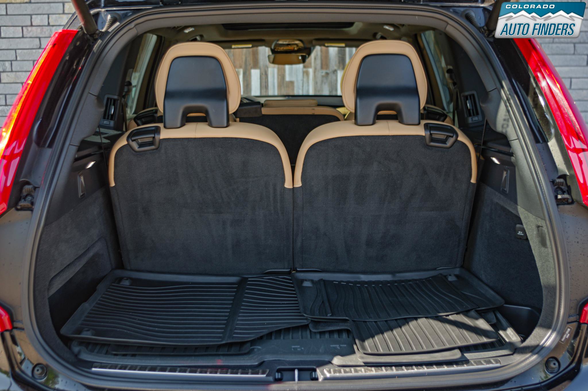Used 2018 Volvo XC90 T6 Momentum w/ Convenience Package AWD/4WD image 29