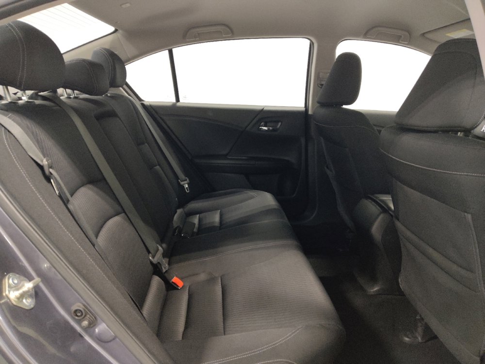Used 2015 Honda Accord Sport image 19