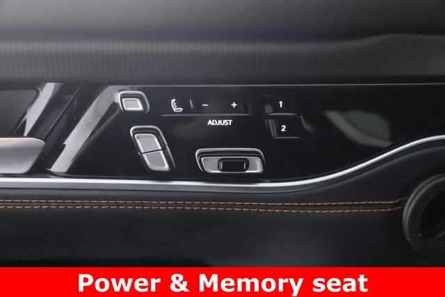 Used 2025 Jeep Grand Wagoneer L Series III w/ Rear Seat Video Group 1 AWD/4WD image 20