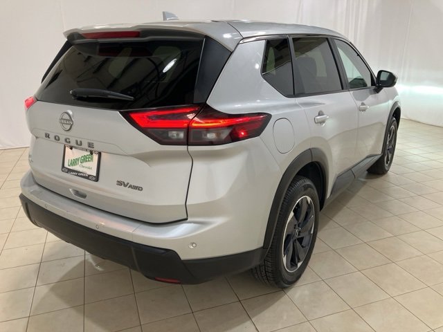 Used 2024 Nissan Rogue SV image 5