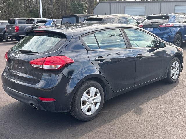 Used 2017 Kia Forte LX image 5
