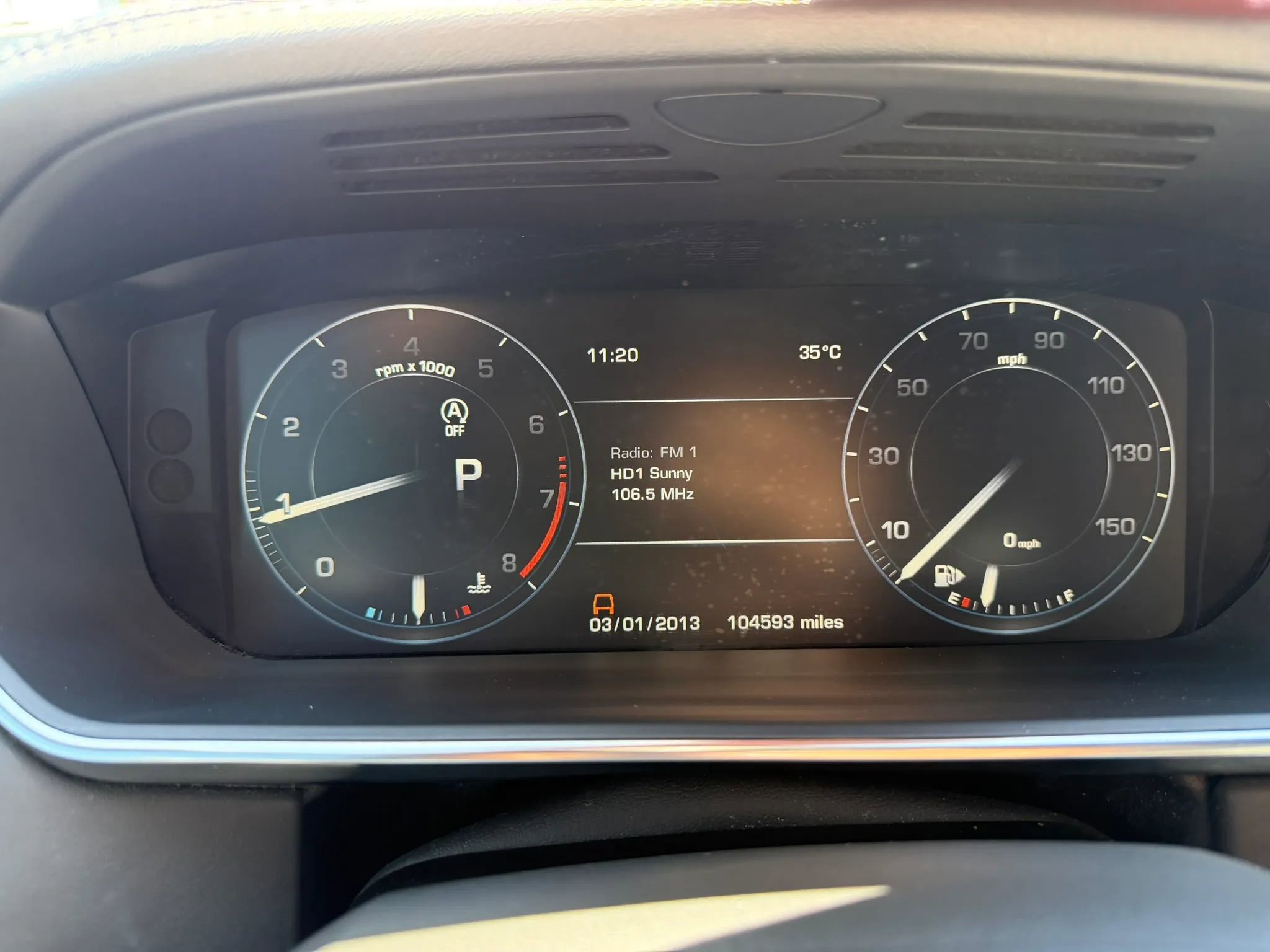 Used 2015 Land Rover Range Rover HSE AWD/4WD image 24