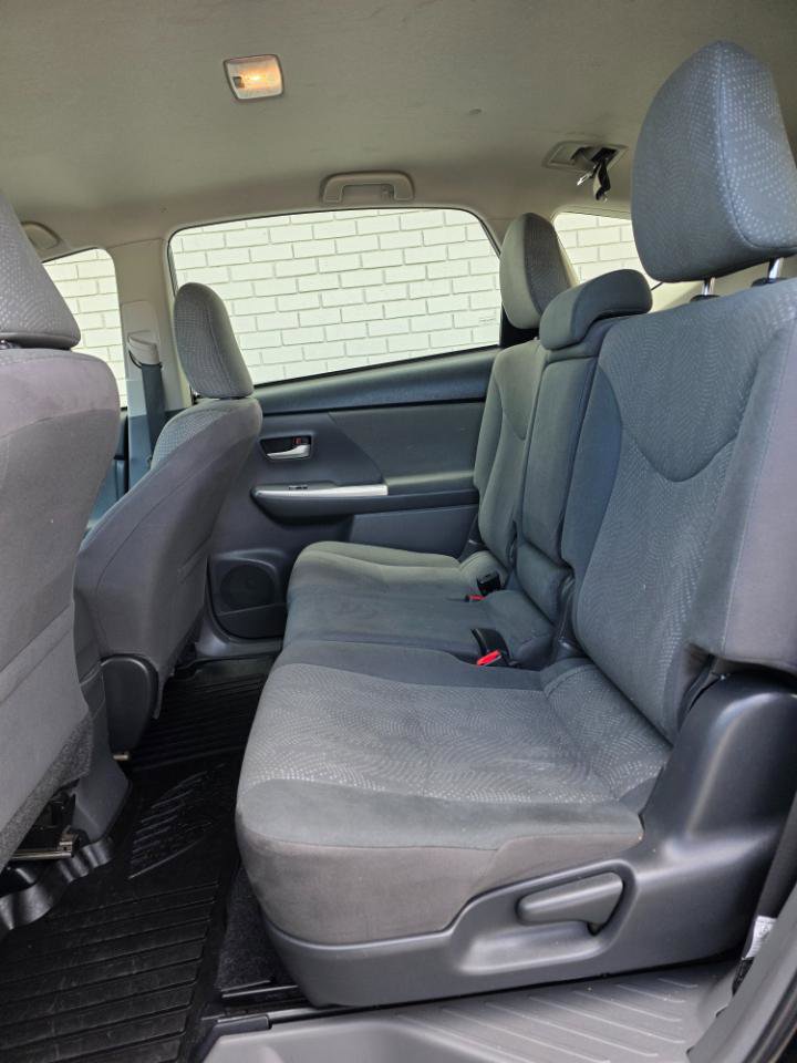 Used 2014 Toyota Prius V Three FWD image 12