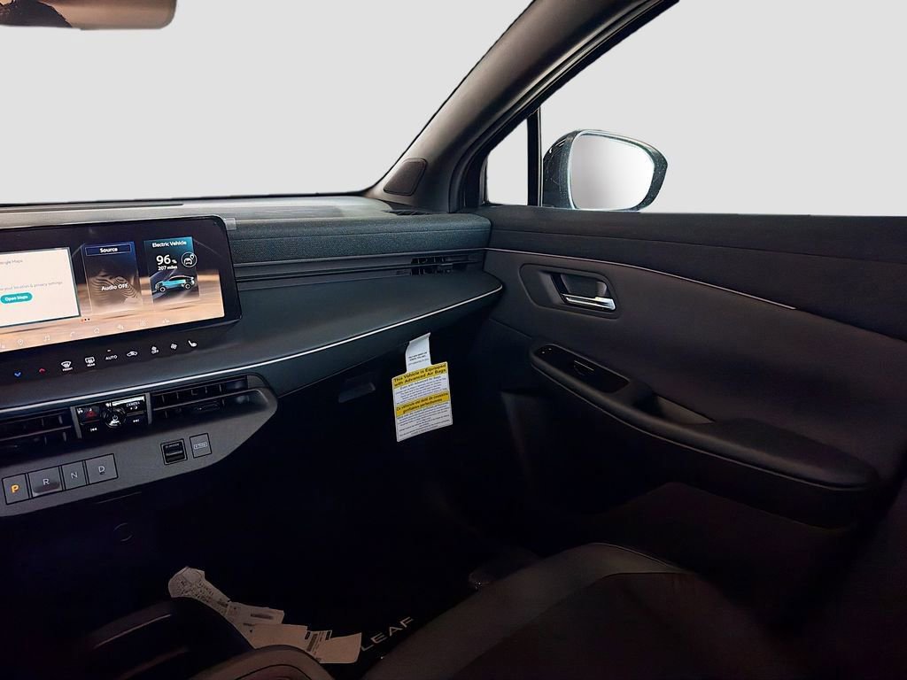 New 2026 Nissan Leaf Platinum+ w/ Cargo Package (Platinum+) image 25