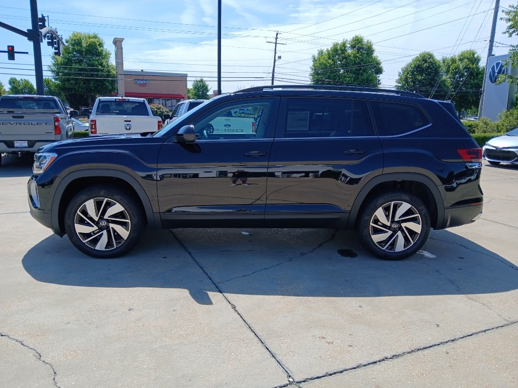 New 2026 Volkswagen Atlas SE FWD image 4