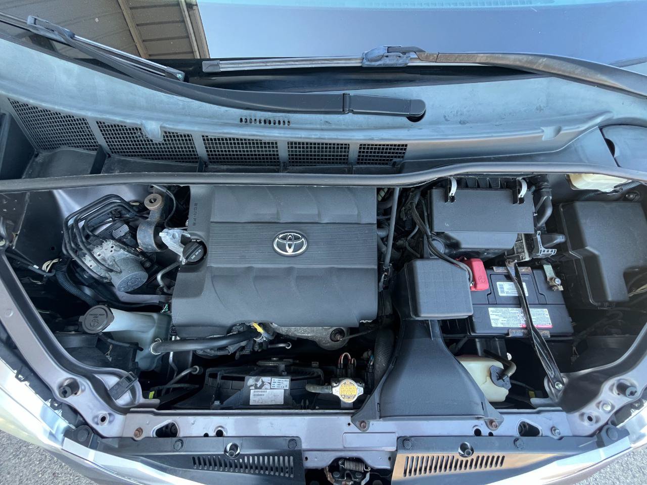 Used 2015 Toyota Sienna Limited FWD image 45