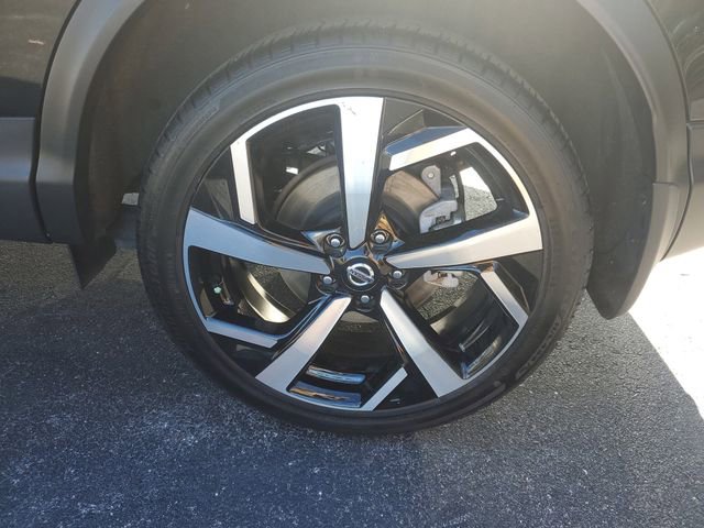 Certified 2022 Nissan Rogue Sport SL image 5