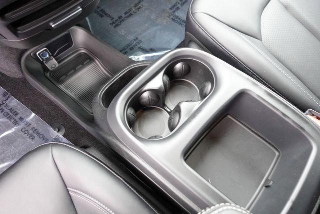 New 2026 Chrysler Voyager LX image 19