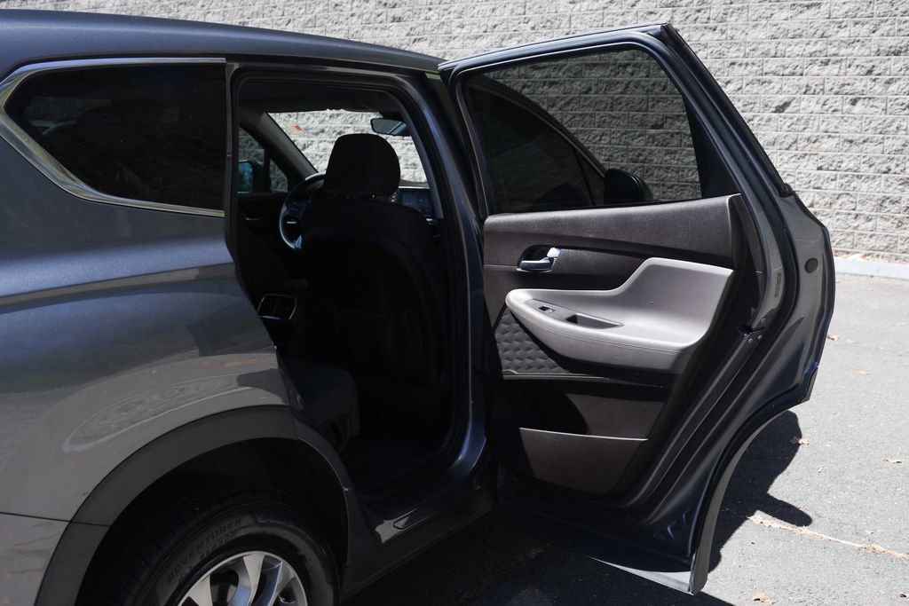 Used 2019 Hyundai Santa Fe SE AWD/4WD image 18