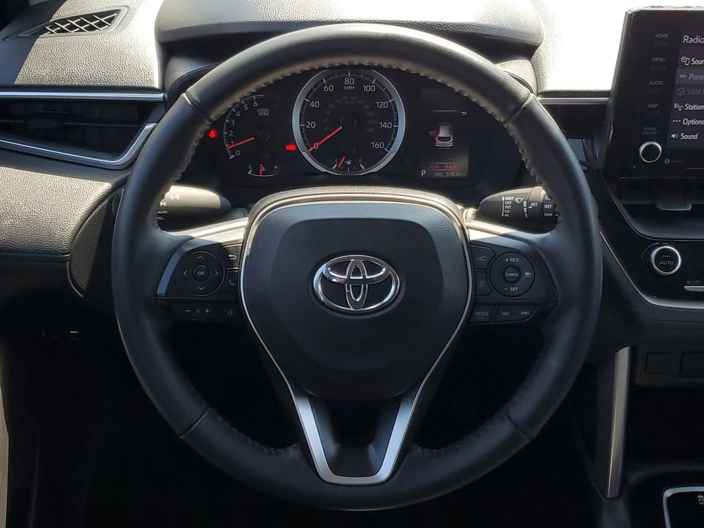 Used 2022 Toyota Corolla Cross LE AWD/4WD image 27