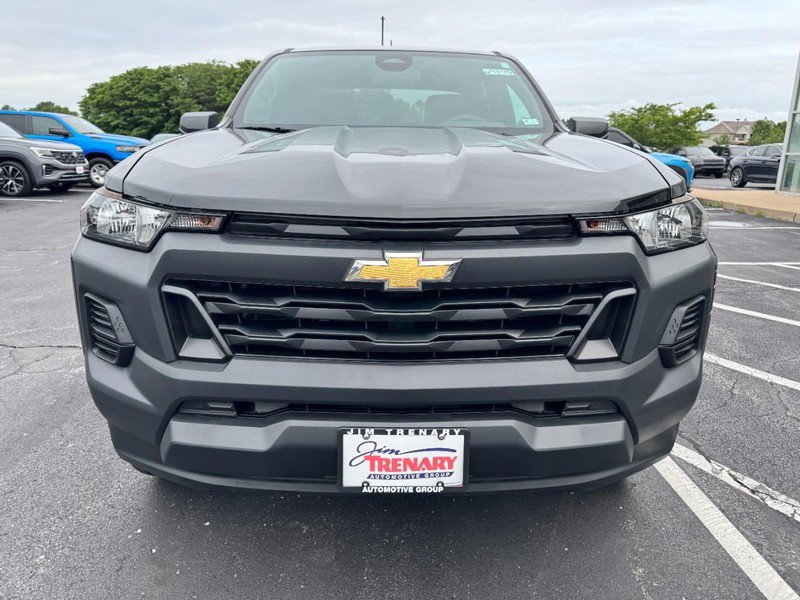 Used 2024 Chevrolet Colorado W/T RWD image 9