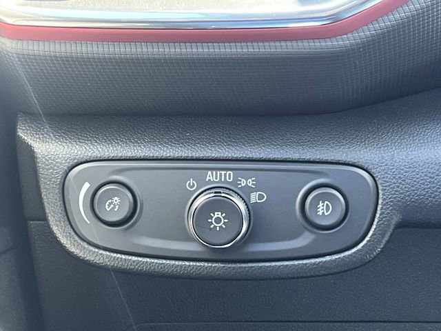 Used 2023 Chevrolet TrailBlazer RS w/ Sun and Liftgate Package FWD image 29