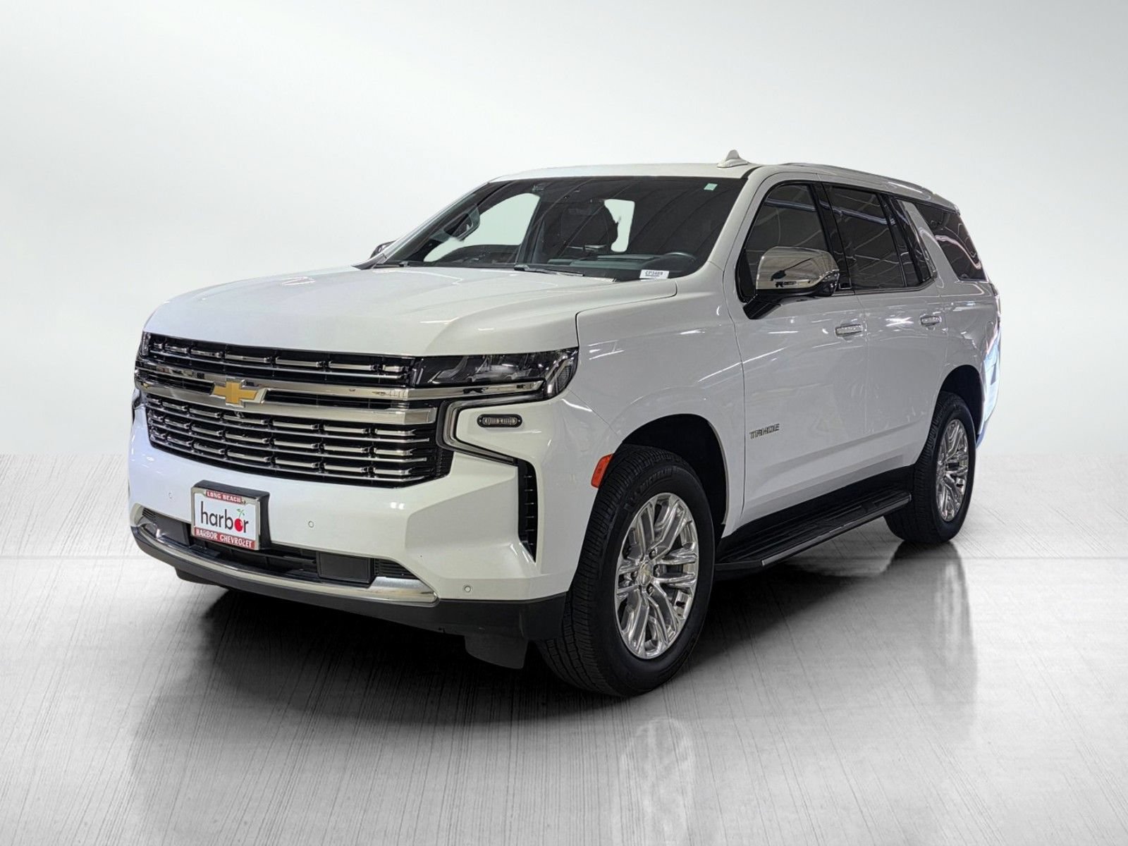 Used 2023 Chevrolet Tahoe Premier AWD/4WD image 3