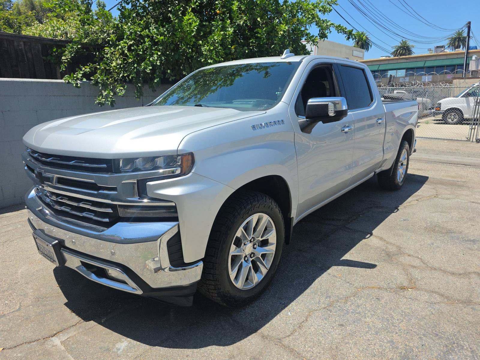 Used 2019 Chevrolet Silverado 1500 LTZ w/ LTZ Plus Package RWD image 2