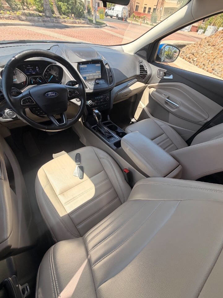 Used 2019 Ford Escape SEL FWD image 17