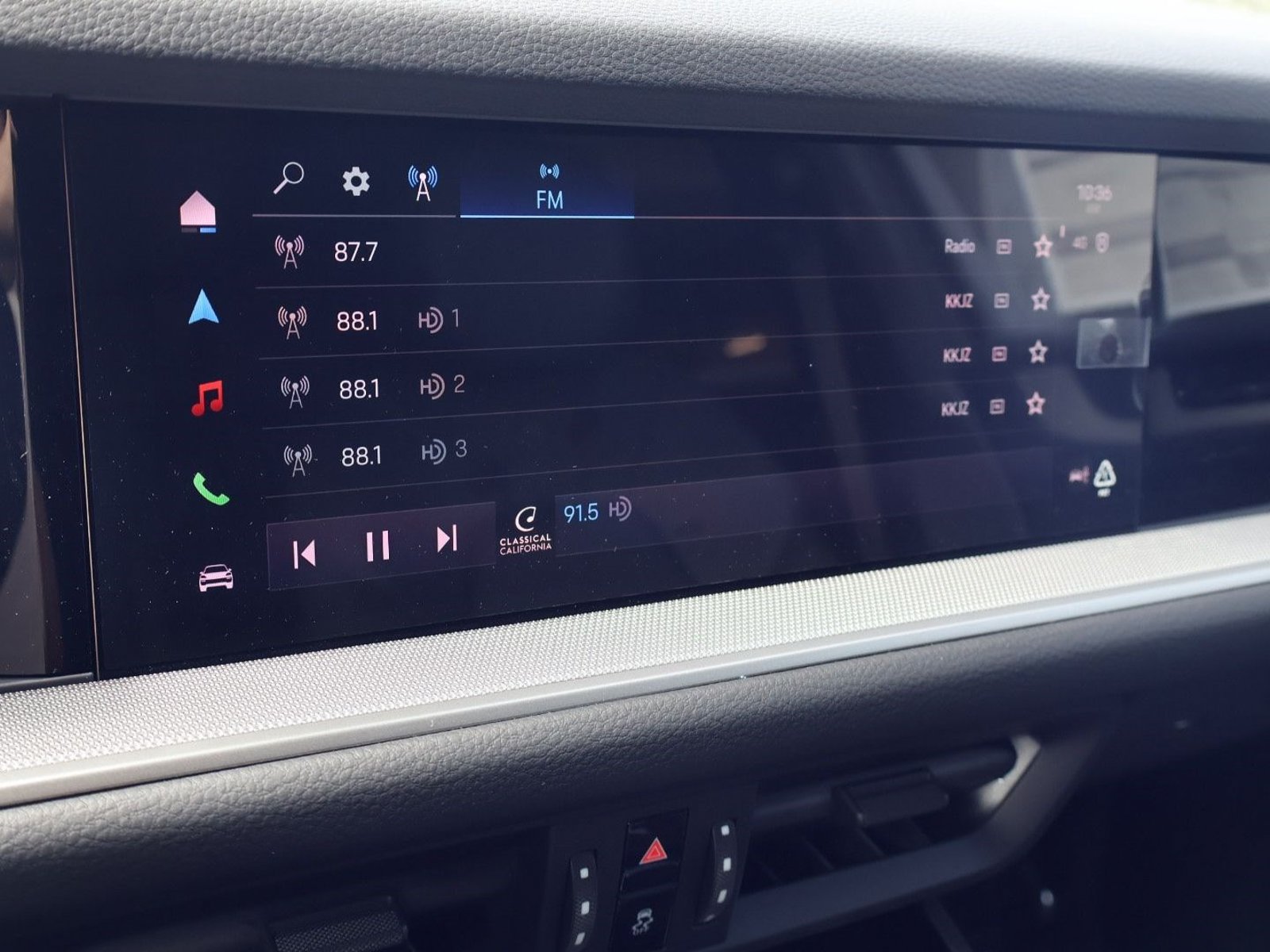 New 2026 Porsche Cayenne AWD/4WD image 17