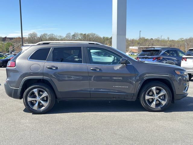 Used 2019 Jeep Cherokee Limited w/ Technology Group image 41