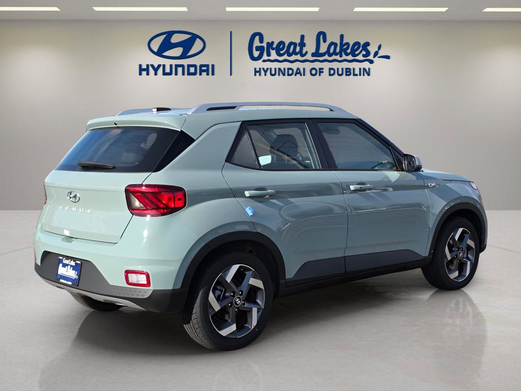 New 2026 Hyundai Venue SEL FWD image 5