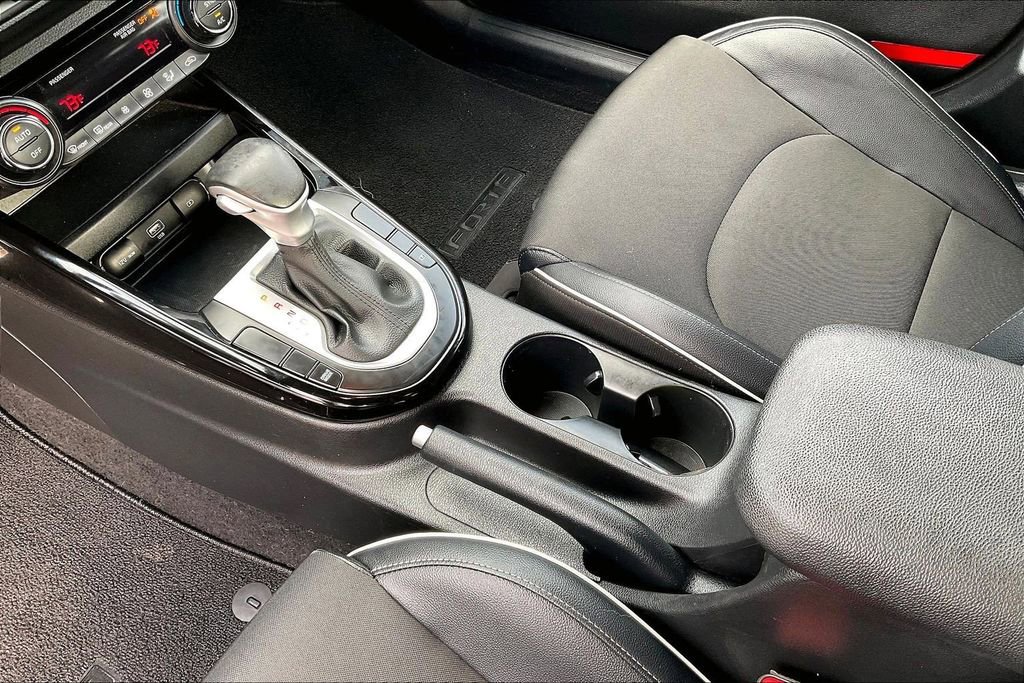 Certified 2023 Kia Forte GT-Line image 17