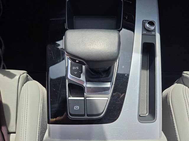 Used 2025 Audi Q5 2.0T Premium AWD/4WD image 26