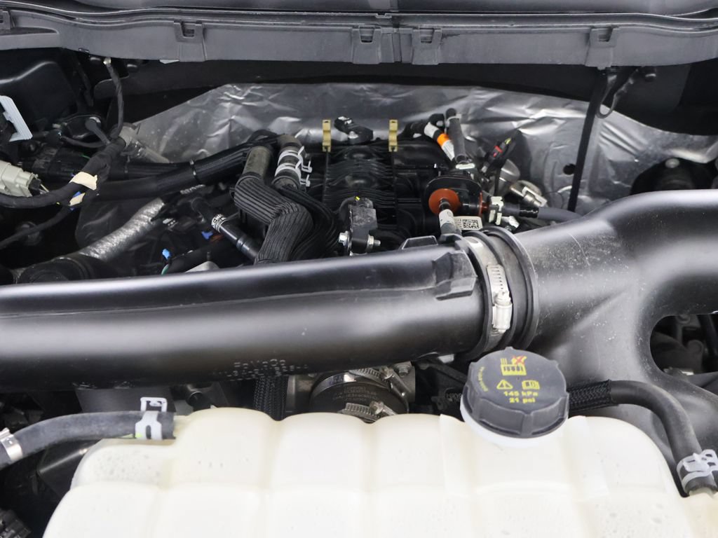 Used 2024 Ford F150 Lariat AWD/4WD image 22