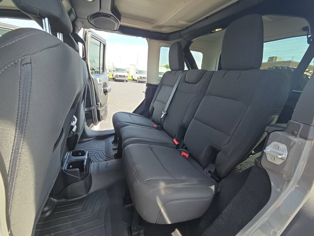Used 2019 Jeep Wrangler Unlimited Sport S AWD/4WD image 33