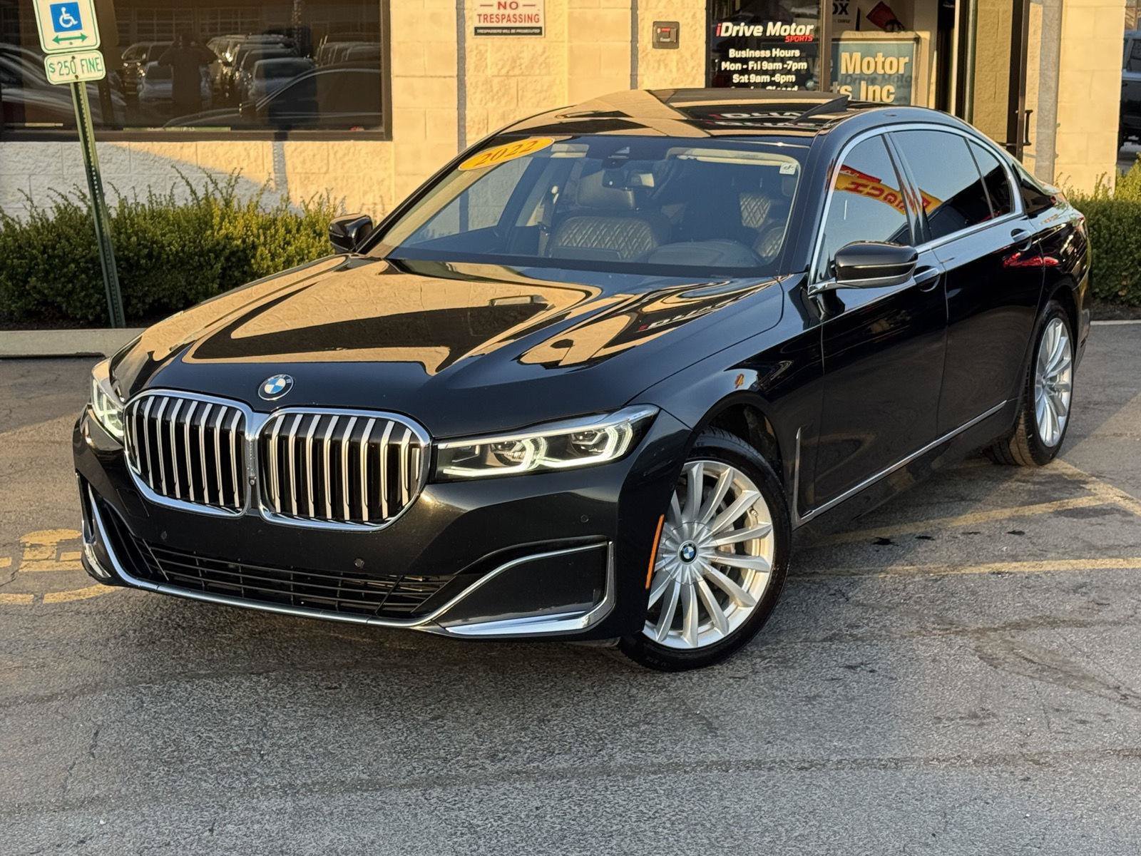 Used 2022 BMW 740i xDrive w/ Premium Package AWD/4WD image 4
