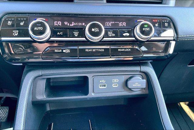 Used 2023 Honda Pilot Elite image 16