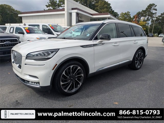 Used 2020 Lincoln Aviator Reserve w/ Equipment Group 201A image 8